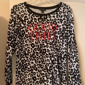 Tribal leopard top medium